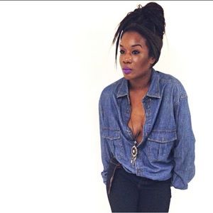 Meet your Posher, Mishea